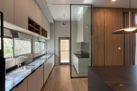 House in Saphan Sung, Bangkok, Thailand 3 bedrooms № 157128 - photo 21