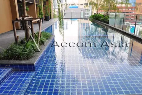 Condo à Khlong Toei, Bangkok, Thaïlande, 1 chambre  № 218472