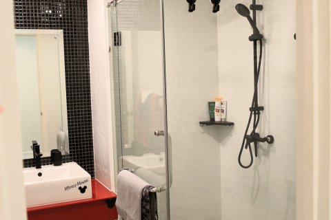 Condo à Phuket, Thaïlande, 2 chambres  № 147655 - photo 21