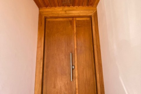 Дом в Чиангмае, Таиланд с 4 спальнями  № 75136 - фото 18