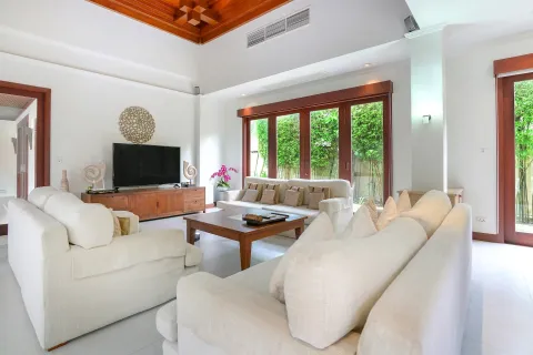 Villa in Phuket, Thailand 5 bedrooms № 153441 - photo 3