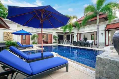 Villa in Phuket, Thailand 5 bedrooms № 153441 - photo 19