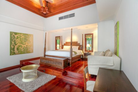Villa in Phuket, Thailand 5 bedrooms № 153441 - photo 4