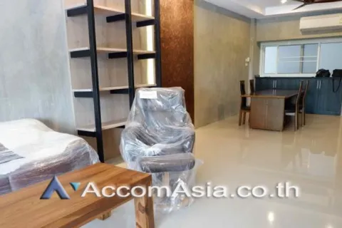 Duplex in Khlong Toei, Bangkok, Thailand 3 Schlafzimmer № 216256 - Foto 2