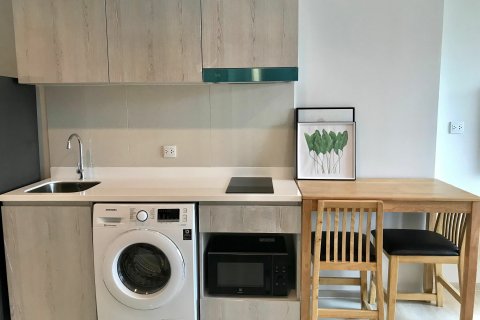 Studio dans le Condo à Pathum Wan, Bangkok, Thaïlande № 161903 - photo 3