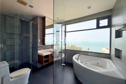Condo in Pattaya, Thailand, 1 bedroom № 197685 - photo 9