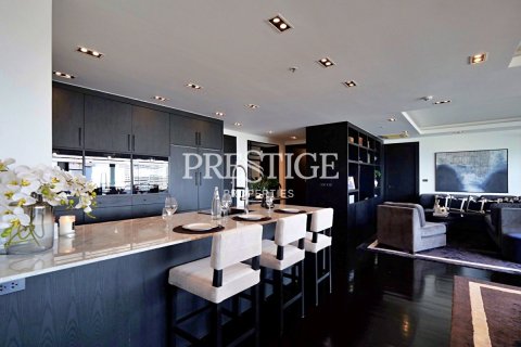 Condo in Pattaya, Thailand, 2 bedrooms № 197686 - photo 9