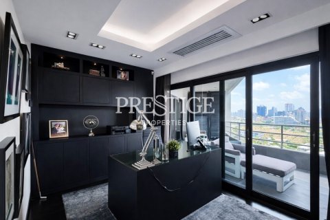 Condo in Pattaya, Thailand, 2 bedrooms № 197686 - photo 22