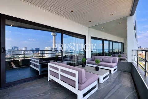 Condo in Pattaya, Thailand, 2 bedrooms № 197686 - photo 27