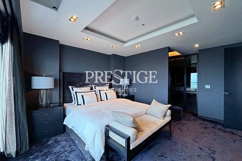 Condo in Pattaya, Thailand, 2 bedrooms № 197686 - photo 13