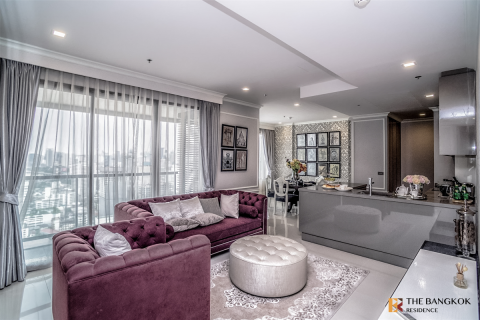Condo in Bangkok, Thailand, 3 bedrooms № 185807 - photo 3