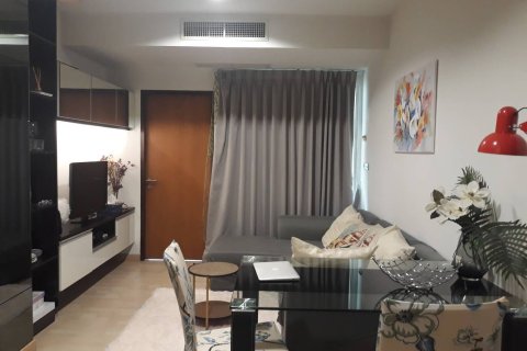 Studio in the Condo in Watthana, Bangkok, Thailand  № 160697