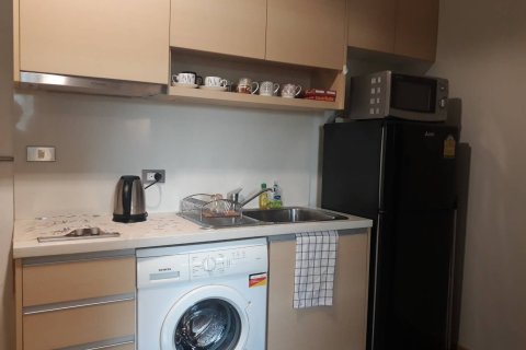 Studio in the Condo in Watthana, Bangkok, Thailand  № 160697 - photo 3