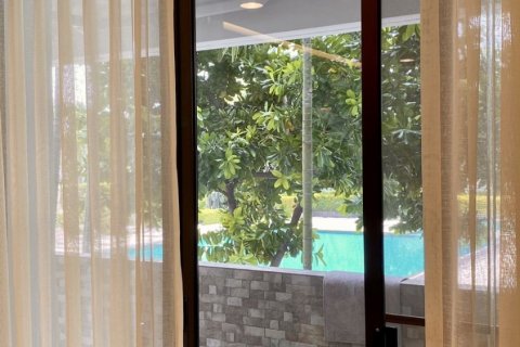 Condo in Watthana, Bangkok, Thailand, 3 bedrooms № 160700 - photo 9