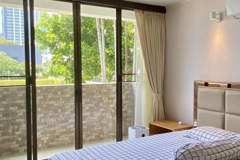 Condo in Watthana, Bangkok, Thailand, 3 bedrooms № 160700 - photo 8