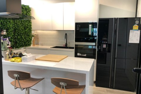 Townhouse in Wang Thonglang, Bangkok, Thailand 3 bedrooms № 160702 - photo 6