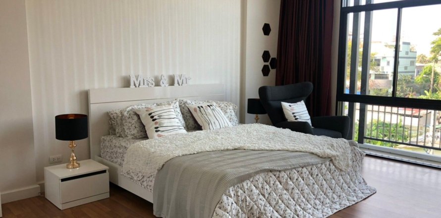 Townhouse in Wang Thonglang, Bangkok, Thailand 3 bedrooms № 160702