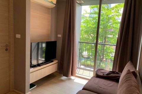 Studio in the Condo in Bang Rak, Bangkok, Thailand  № 158578 - photo 2