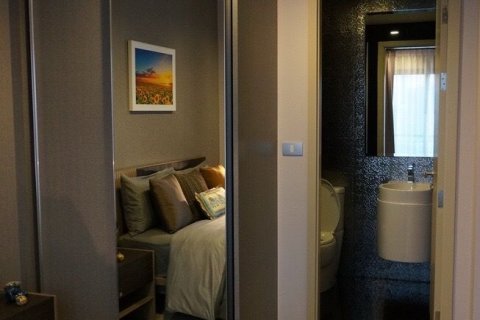 Студия в кондо в Клонг Тоэй, Бангкок, Таиланд № 158576 - фото 7