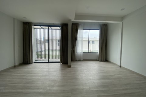 Townhouse in Watthana, Bangkok, Thailand 3 bedrooms № 161275 - photo 14