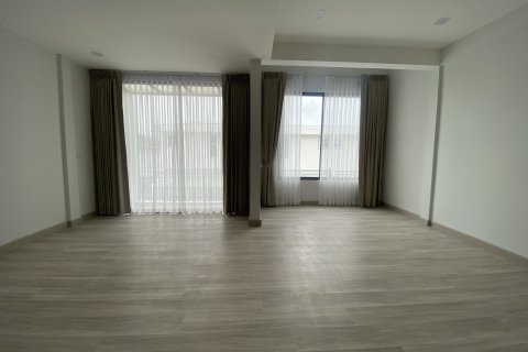 Townhouse in Watthana, Bangkok, Thailand 3 bedrooms № 161275 - photo 16