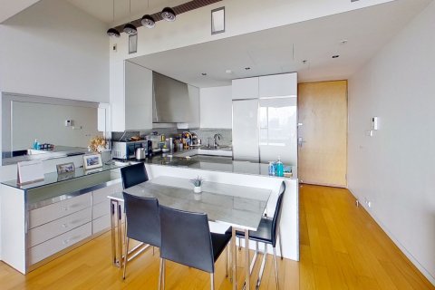 Condo à Sathon, Bangkok, Thaïlande, 2 chambres  № 161280 - photo 4