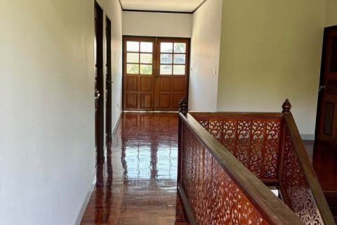 House in Chiang Mai, Thailand 3 bedrooms № 161279 - photo 17