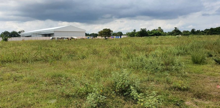 Земельный участок в Накхонратчасиме, Таиланд 41424м2  № 161274