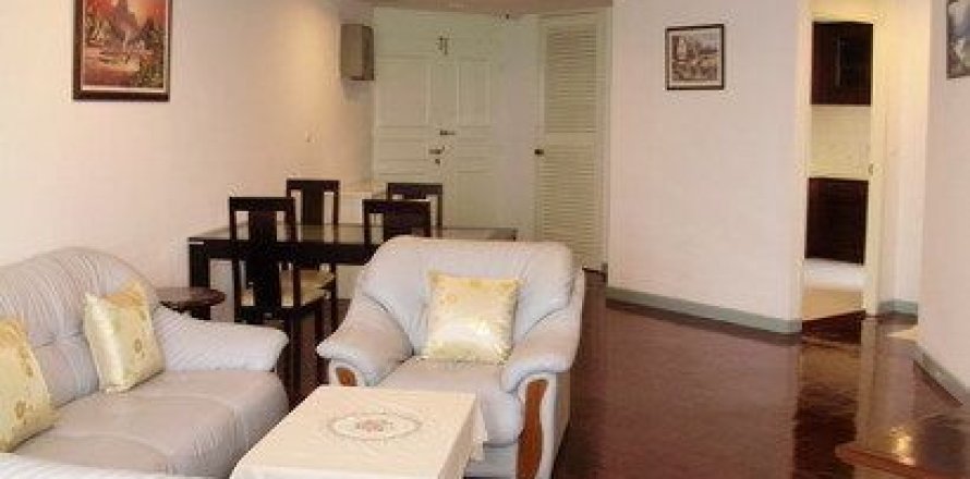 Condo in Watthana, Bangkok, Thailand, 2 bedrooms  № 161276