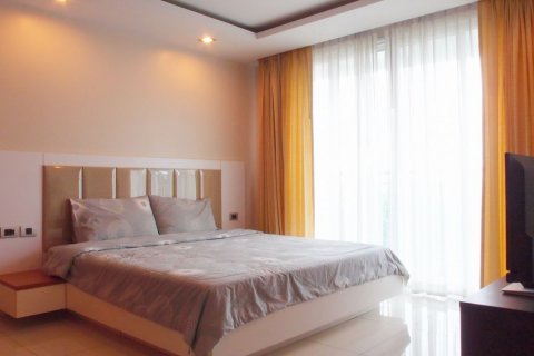Studio in the Condo in Pattaya, Thailand  № 145493 - photo 4