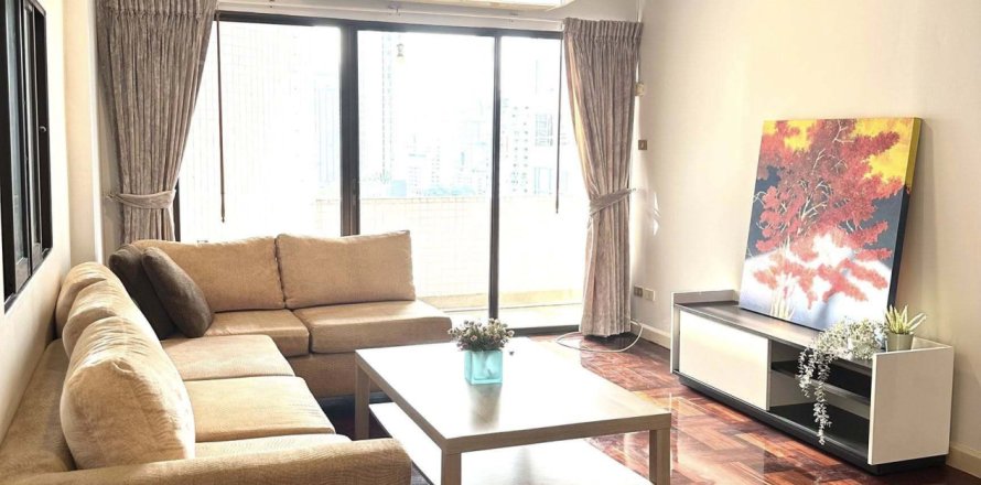 Кондоминиум с 3 спальнями в Ваттхане, Бангкок, Таиланд № 156004