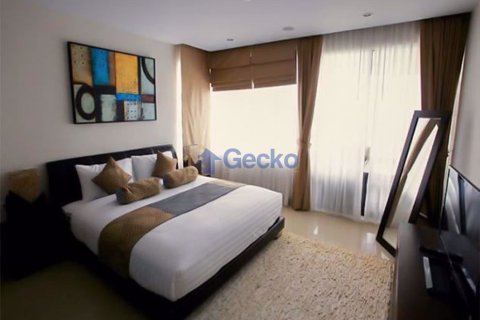 Condo in Pattaya, Thailand, 3 bedrooms № 197328 - photo 9