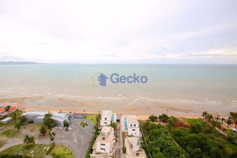 Condo in Pattaya, Thailand, 3 bedrooms № 197328 - photo 3