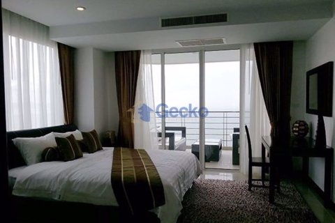 Condo in Pattaya, Thailand, 2 bedrooms № 197326 - photo 8