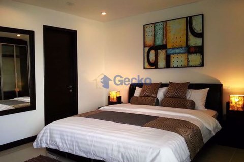 Condo in Pattaya, Thailand, 2 bedrooms № 197326 - photo 12