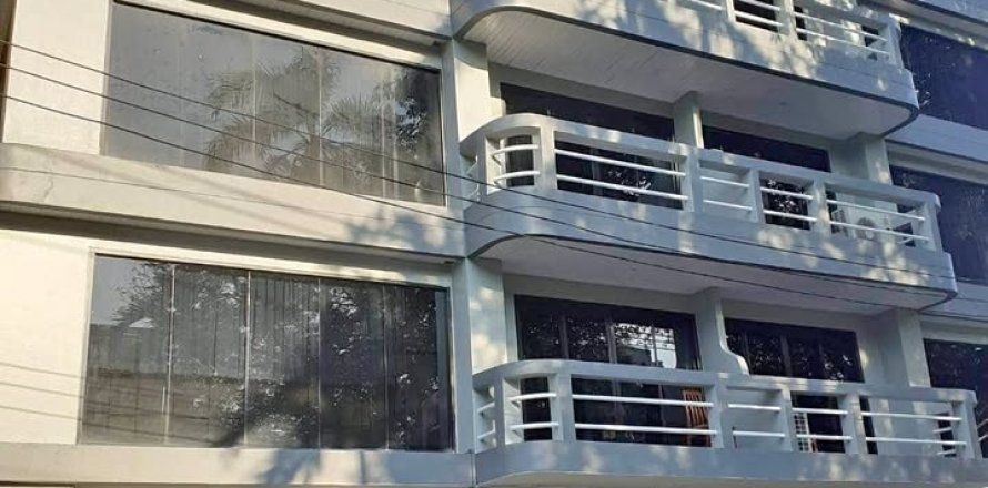 Condo in Bangkok, Thailand, 2 bedrooms  № 161474