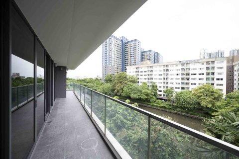 Кондоминиум с 4 спальнями в Бангкоке, Таиланд № 161471