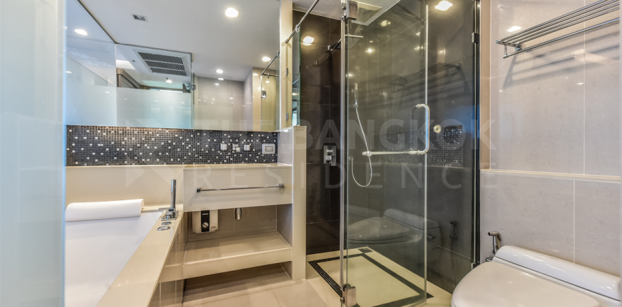 Condo à Bangkok, Thaïlande, 2 chambres № 185225