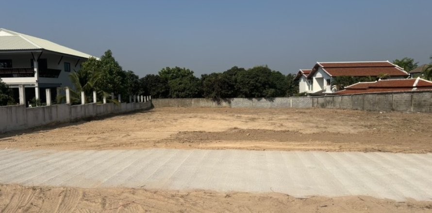 Земельный участок в Паттайе, Таиланд  № 163972