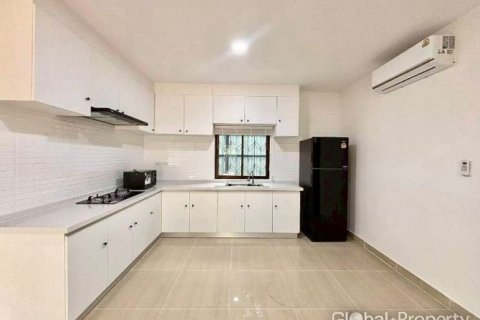 Дом в Паттайе, Таиланд с 5 спальнями № 163971 - фото 11