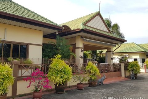 Дом в Паттайе, Таиланд с 2 спальнями  № 163975