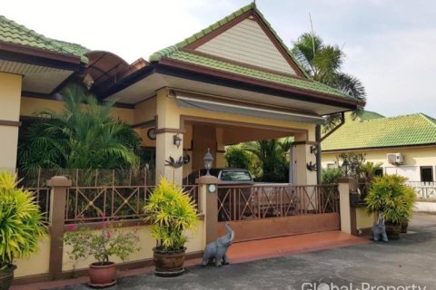 Дом в Паттайе, Таиланд с 2 спальнями  № 163975 - фото 2