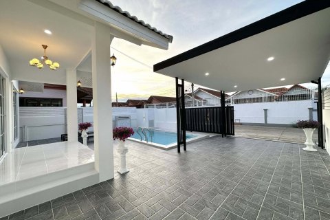 Maison à Pattaya, Thaïlande 3 chambres № 146103 - photo 12