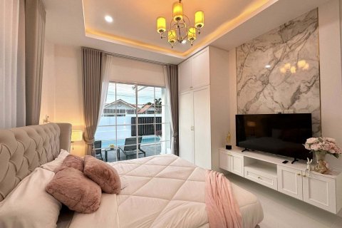 Maison à Pattaya, Thaïlande 3 chambres № 146103 - photo 4