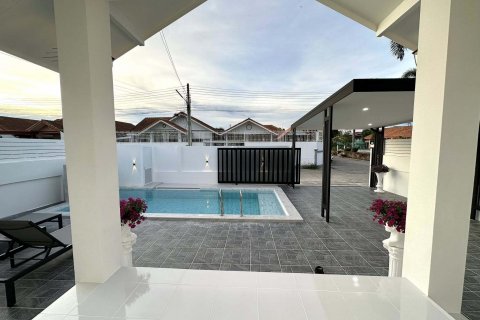 Maison à Pattaya, Thaïlande 3 chambres № 146103 - photo 14