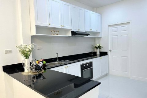 Maison à Pattaya, Thaïlande 3 chambres № 146103 - photo 23