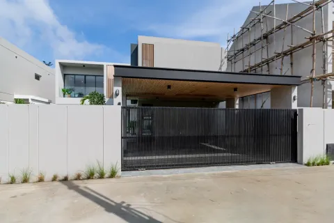 Villa in Chiang Mai, Thailand 3 bedrooms № 162757 - photo 12