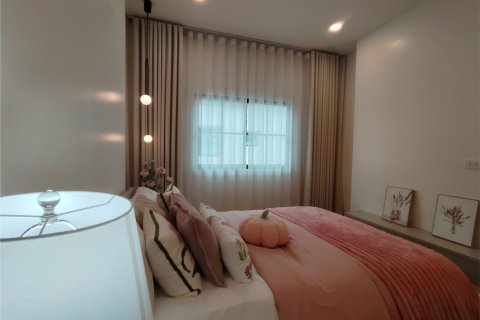 House in Chiang Mai, Thailand 4 bedrooms № 162761 - photo 9