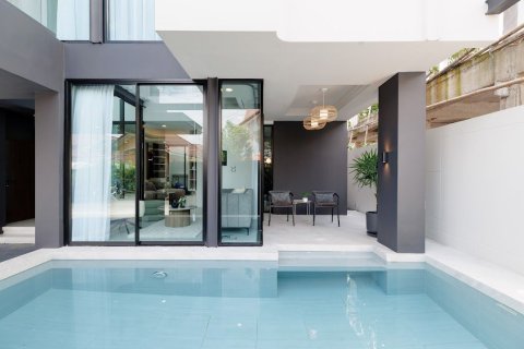 Villa in Chiang Mai, Thailand 5 bedrooms № 162759