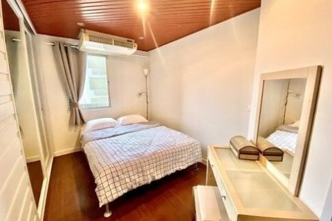 Condo à Yan Nawa, Bangkok, Thaïlande, 3 chambres № 161848 - photo 7